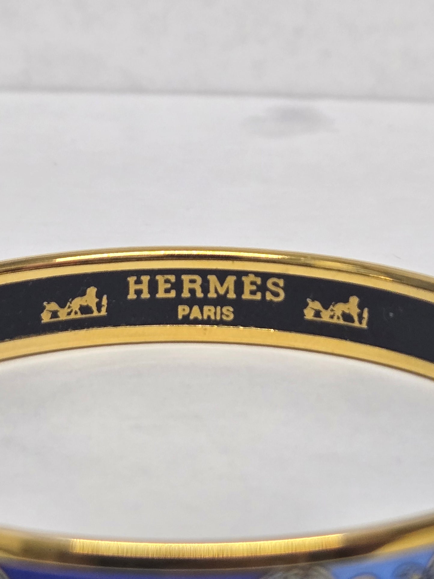 Hermès Narrow Printed Enamel Bangle | Luxury Pre-owned