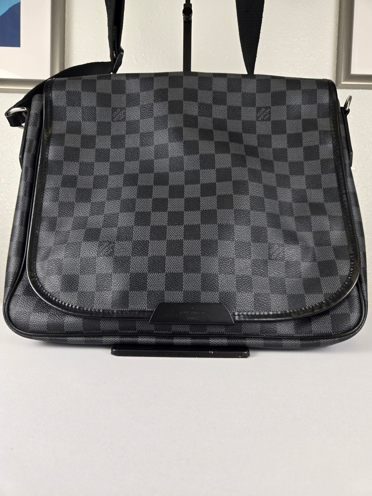 Louis Vuitton Damier Graphite Daniel MM Shoulder Bag - Luxury Preowned