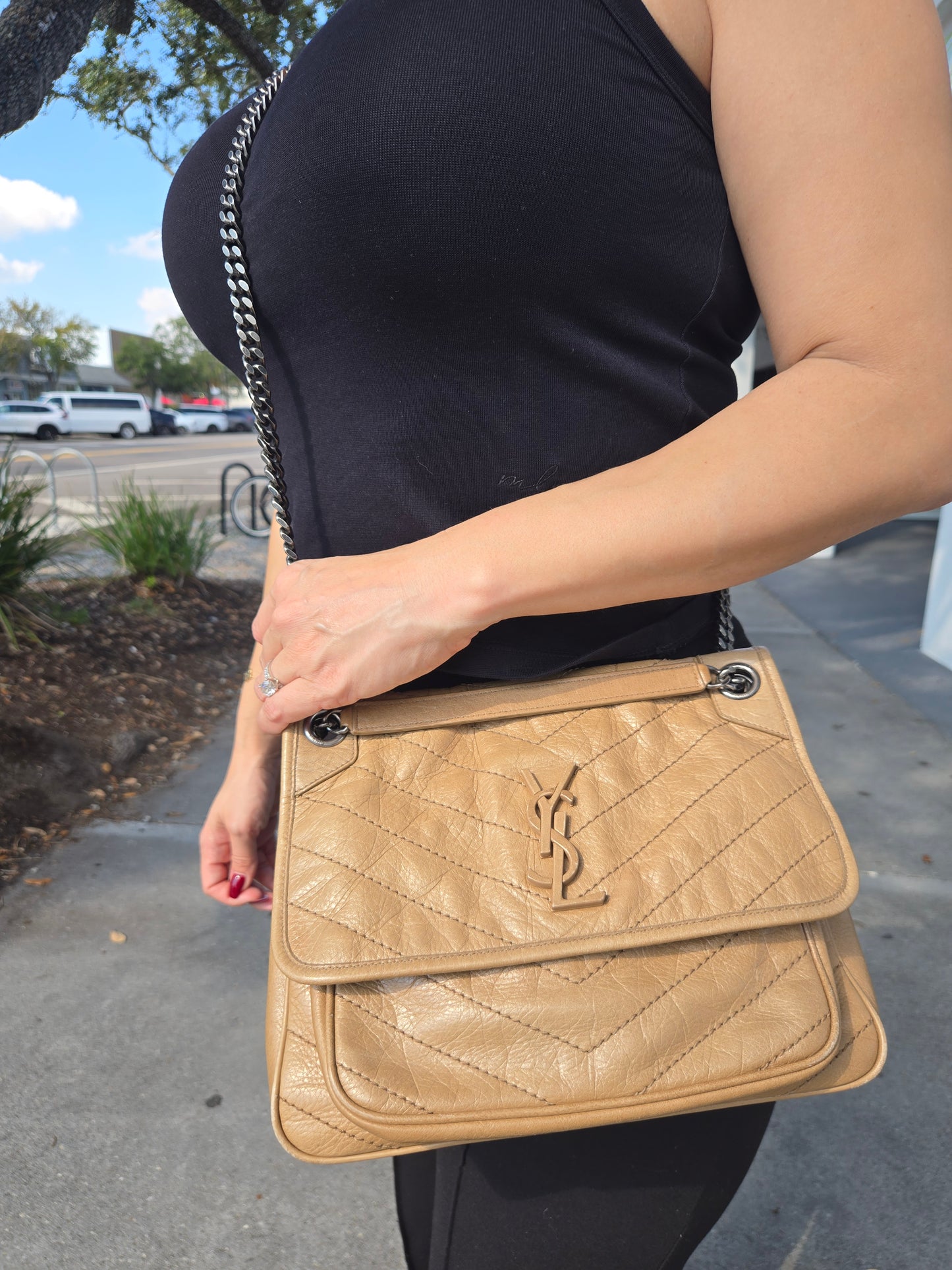 YSL Medium Niki Leather Shoulder Bag - Luxury Preowned