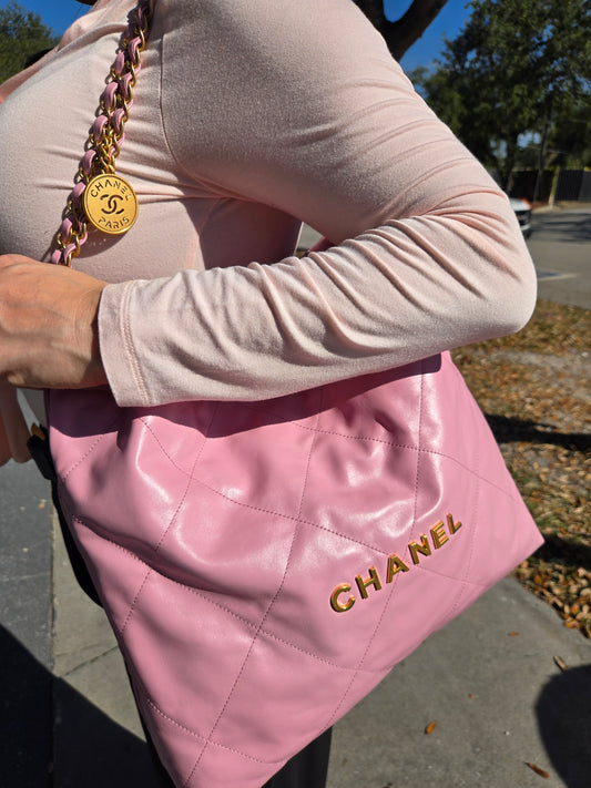 Chanel 22 Bag - Luxury Preowned