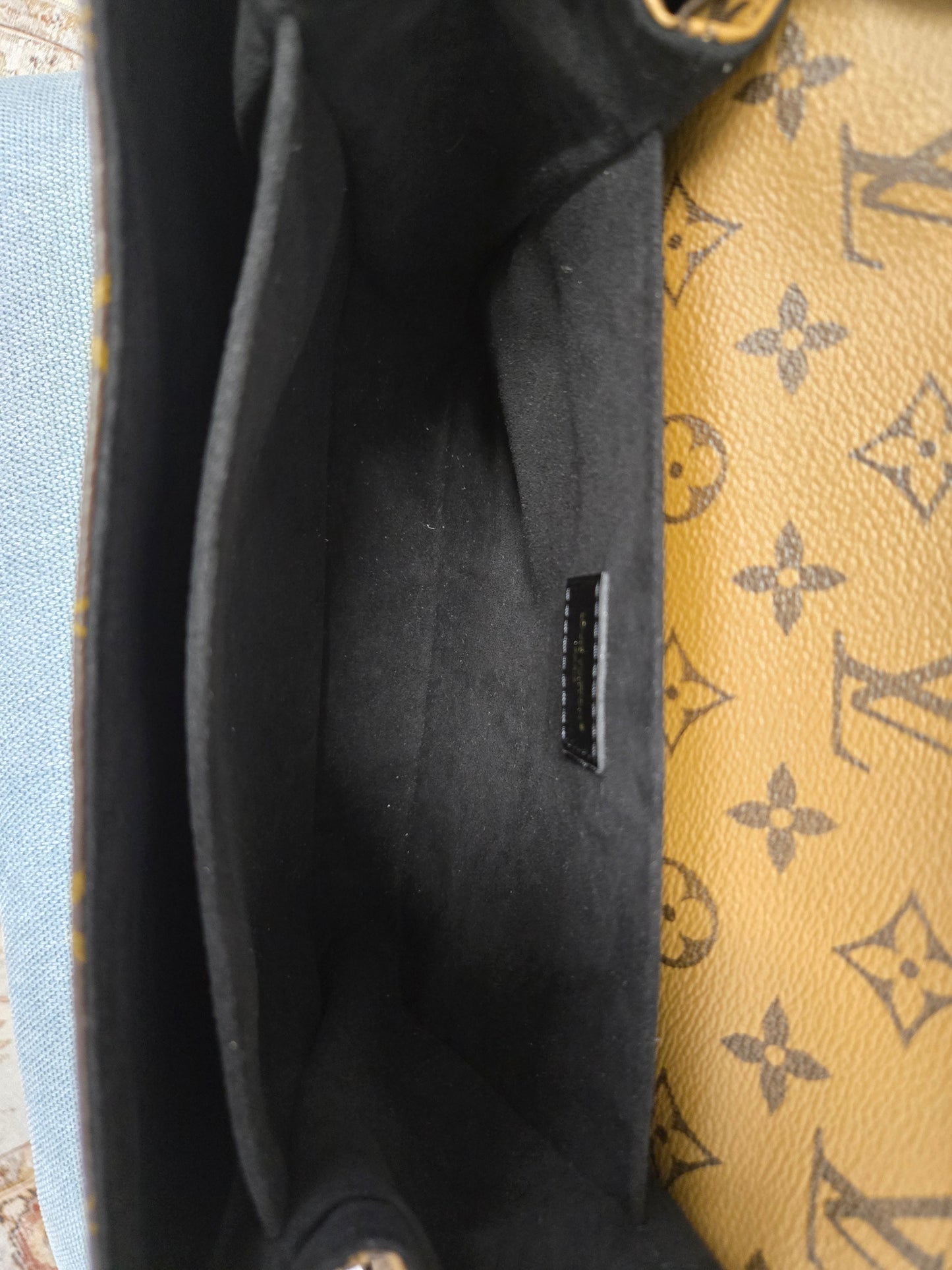 Louis Vuitton Reverse Monogram Pochette Metis - Luxury Preowned