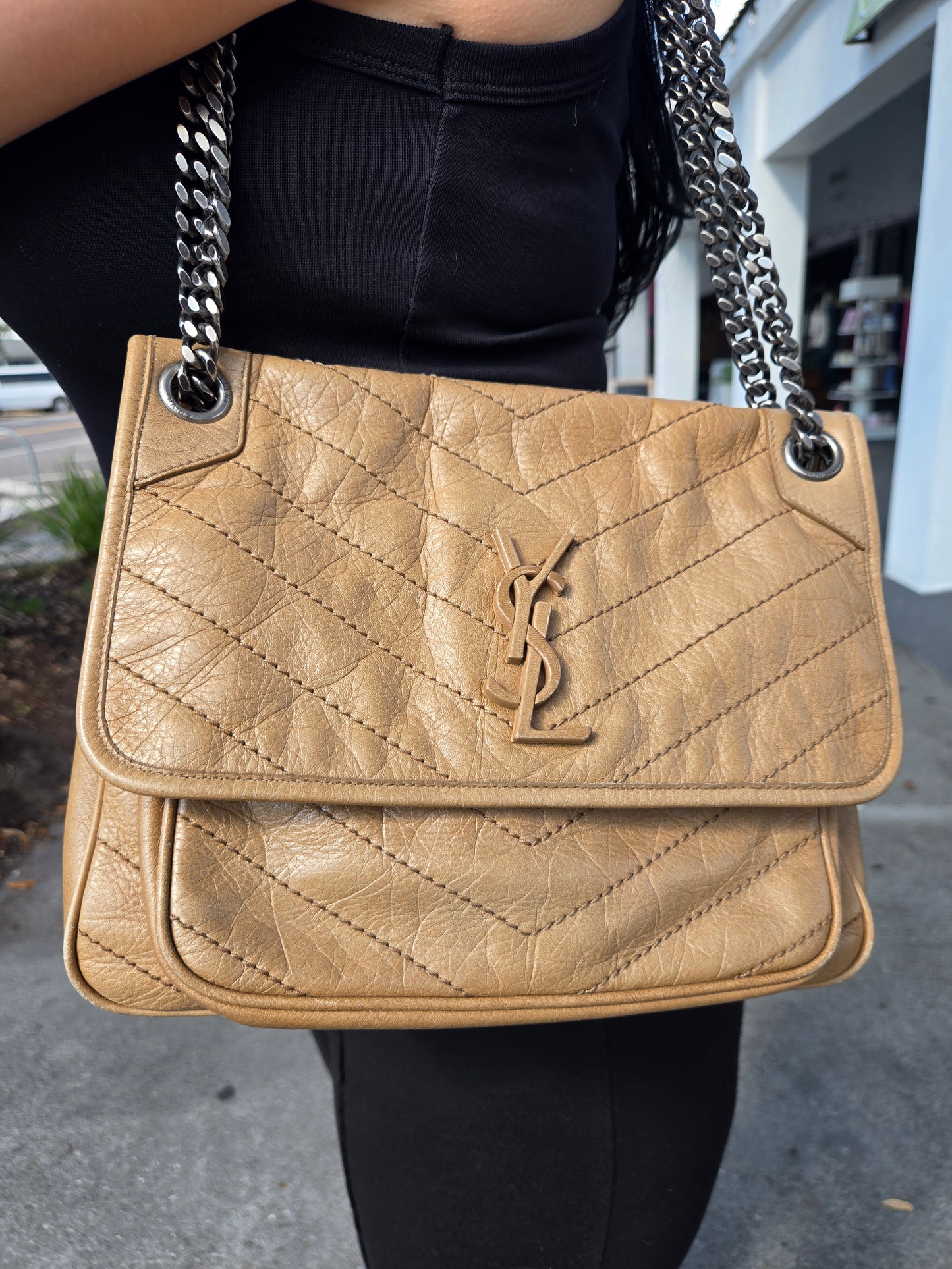 YSL Medium Niki Leather Shoulder Bag - Luxury Preowned